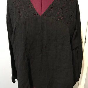 DAVIS & DANI LADIES SIZE L BLACK PULLOVER V NECK LONG SLEEVES TOP NEW